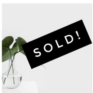 SOLD UNDER UNLISTED Michael Kors Black Leather Shoulder Bucket Bag